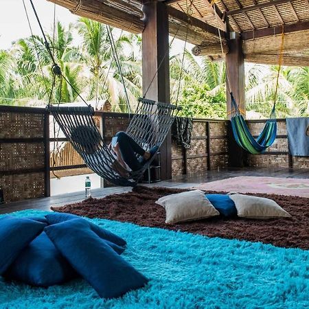 Footprints Homestay (Adults Only) General Luna  Exterior foto