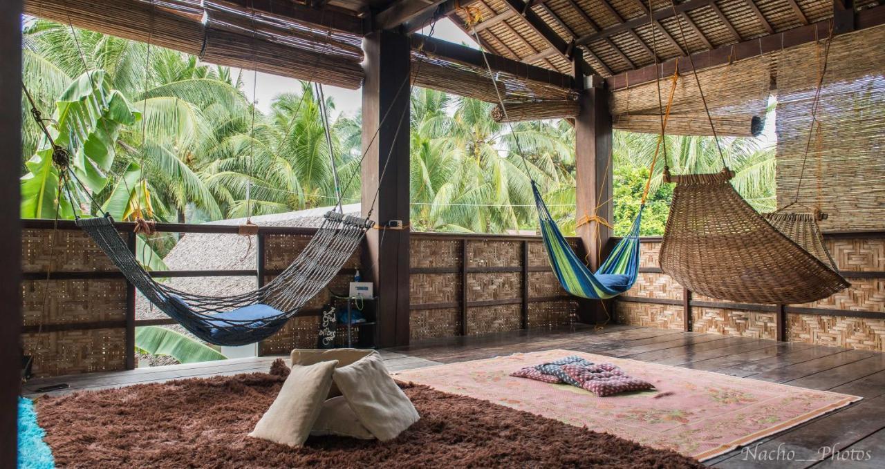 Footprints Homestay (Adults Only) General Luna  Exterior foto
