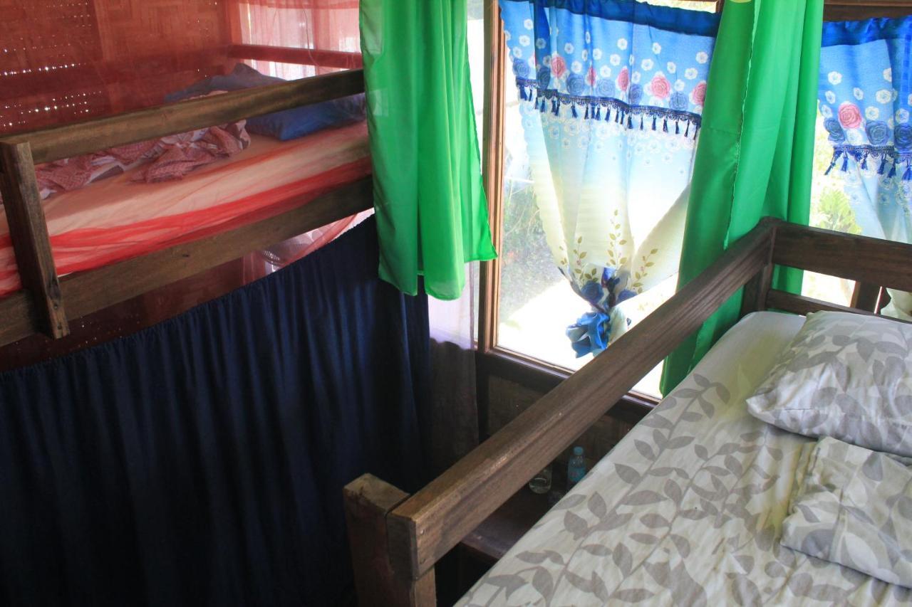 Footprints Homestay (Adults Only) General Luna  Exterior foto